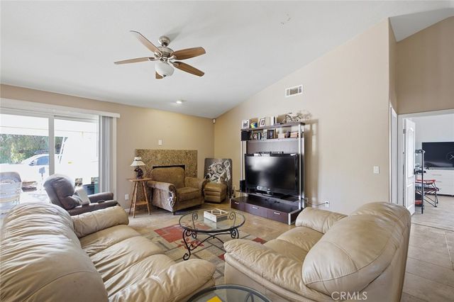 18551 Warren Road, Riverside, CA 92508