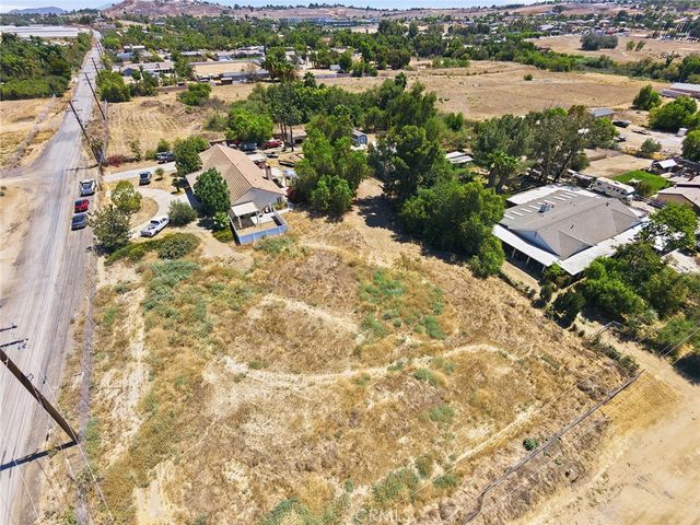 18551 Warren Road, Riverside, CA 92508