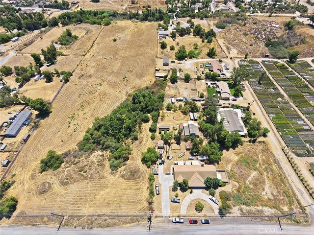 18551 Warren Road, Riverside, CA 92508