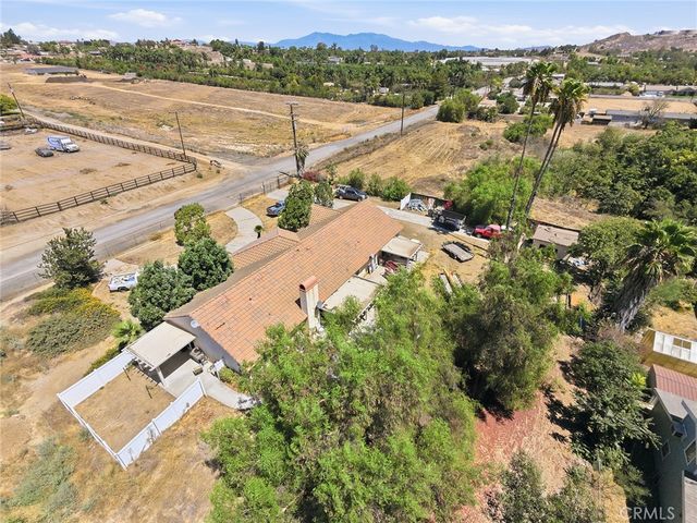 18551 Warren Road, Riverside, CA 92508