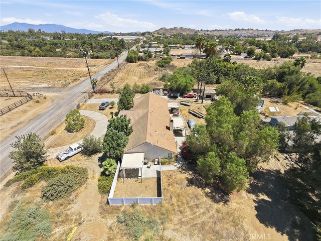 18551 Warren Road, Riverside, CA 92508