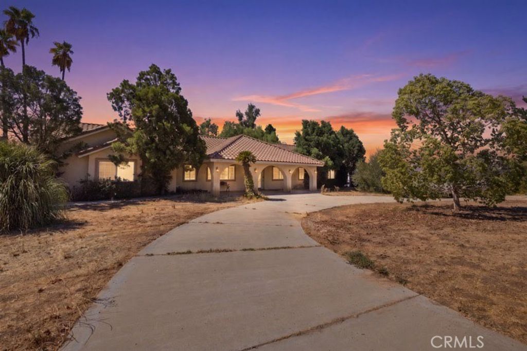 18551 Warren Road, Riverside, CA 92508