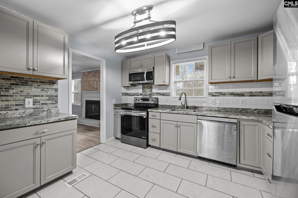 7819 Charles Towne Drive, Columbia, SC 29209