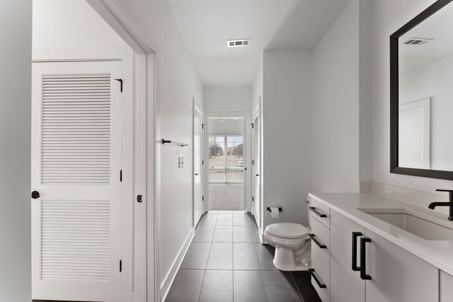 2704 Clifton Ave Apt 203, Nashville, TN 37209