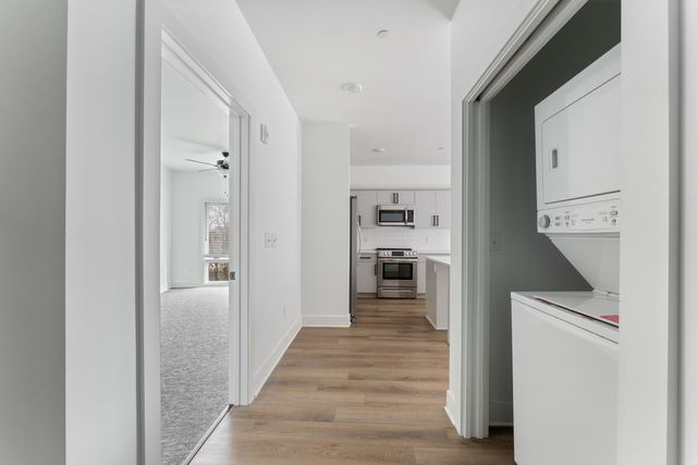 2704 Clifton Ave Apt 203, Nashville, TN 37209