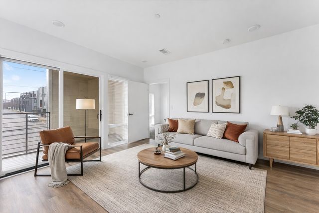 2704 Clifton Ave Apt 203, Nashville, TN 37209