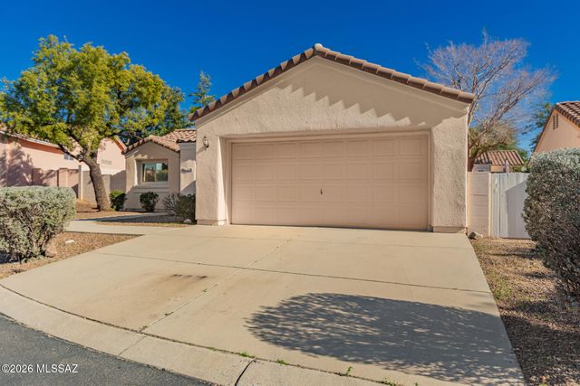 9880 N Western Sky Place, Tucson, AZ 85742