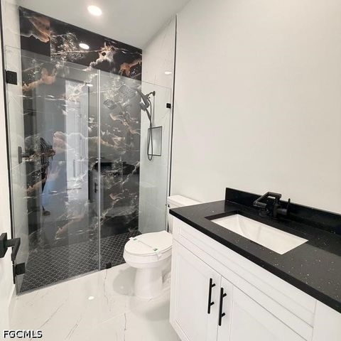 209-211 W 12th ST, Lehigh Acres, FL 33972