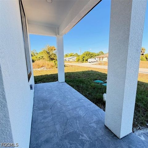 209-211 W 12th ST, Lehigh Acres, FL 33972