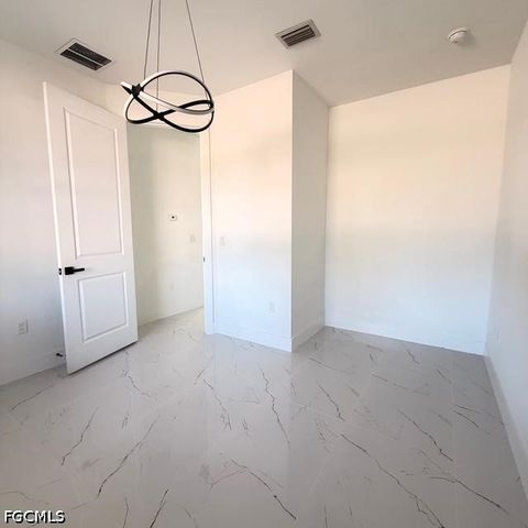 209-211 W 12th ST, Lehigh Acres, FL 33972