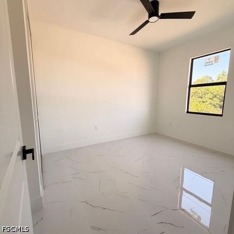 209-211 W 12th ST, Lehigh Acres, FL 33972