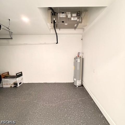 209-211 W 12th ST, Lehigh Acres, FL 33972