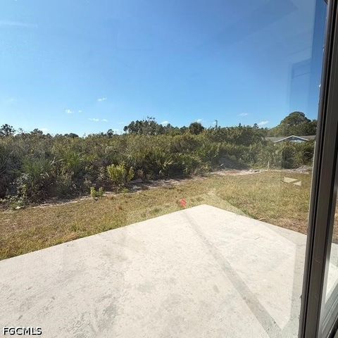 209-211 W 12th ST, Lehigh Acres, FL 33972