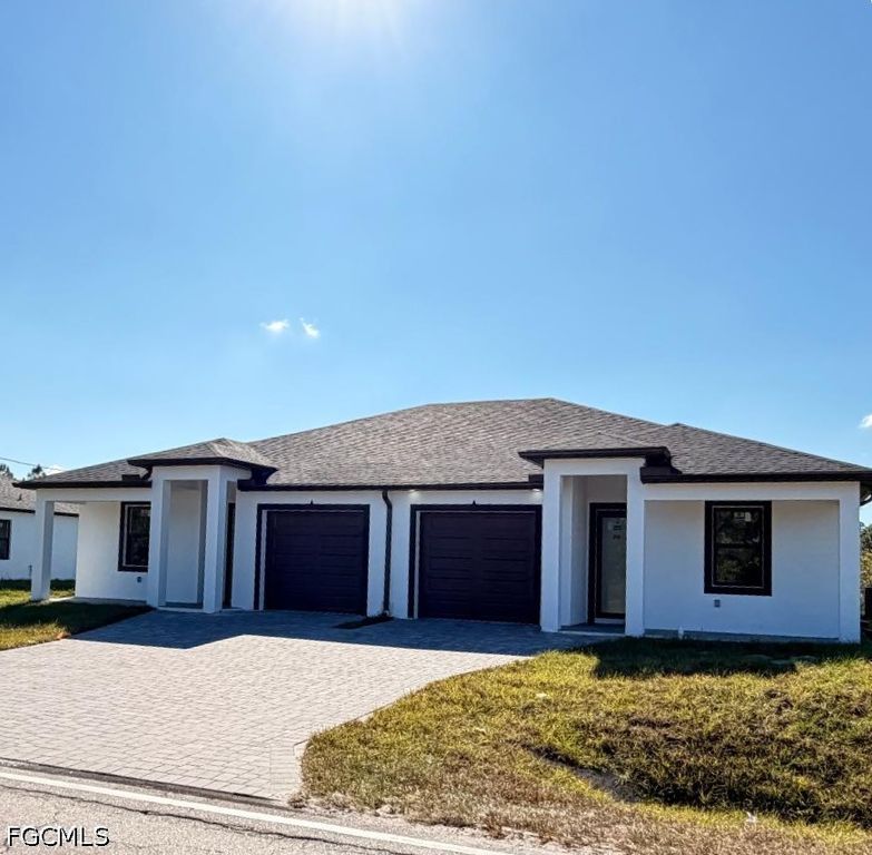 209-211 W 12th ST, Lehigh Acres, FL 33972