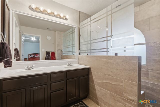 2414 Dove Crossing Drive, New Braunfels, TX 78130