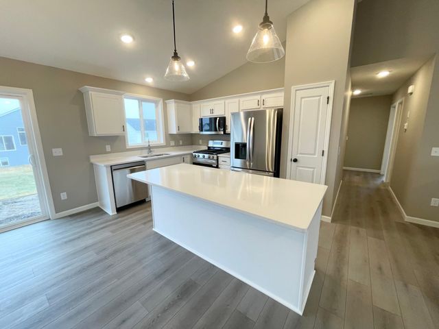 4670 199th Street N, Forest Lake, MN 55025