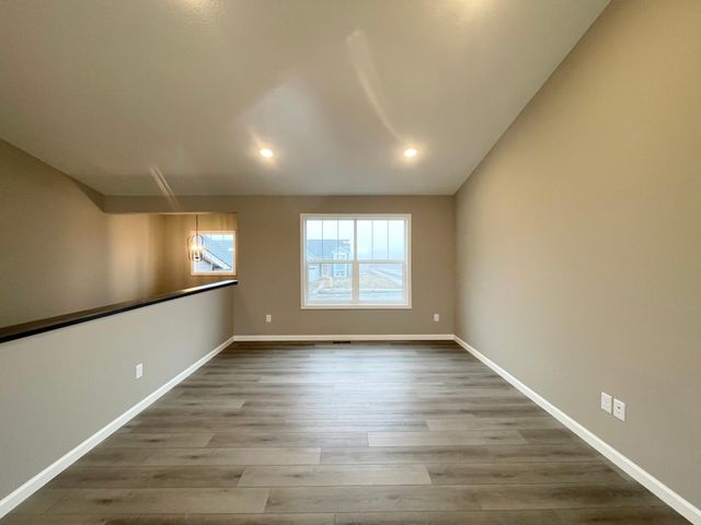 4670 199th Street N, Forest Lake, MN 55025