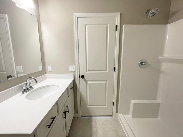 4670 199th Street N, Forest Lake, MN 55025