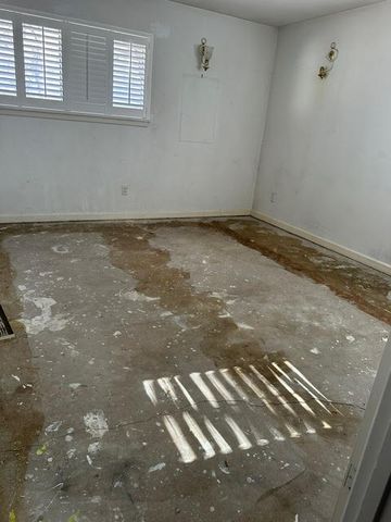 4109 Shady Creek Drive, Fort Worth, TX 76109