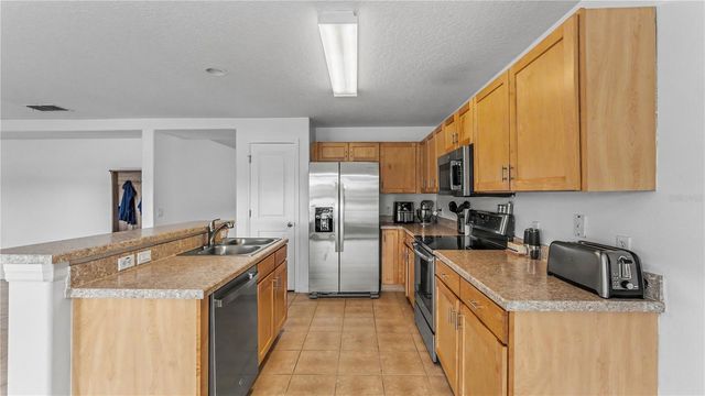 3005 PARK RIDGE AVENUE, Mulberry, FL 33860
