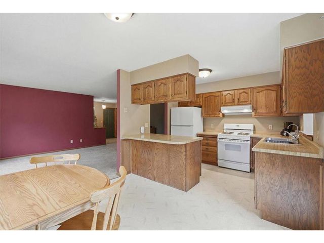 2079 Asplund Road, New Richmond, WI 54017