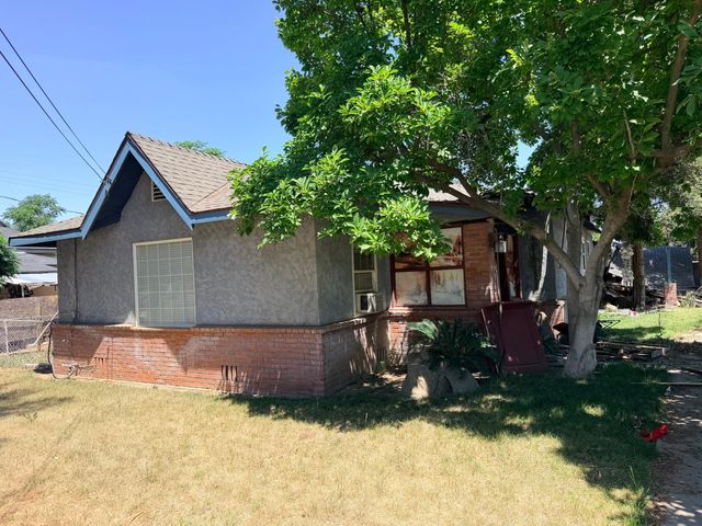 127 S Villa Avenue, Fresno, CA 93727