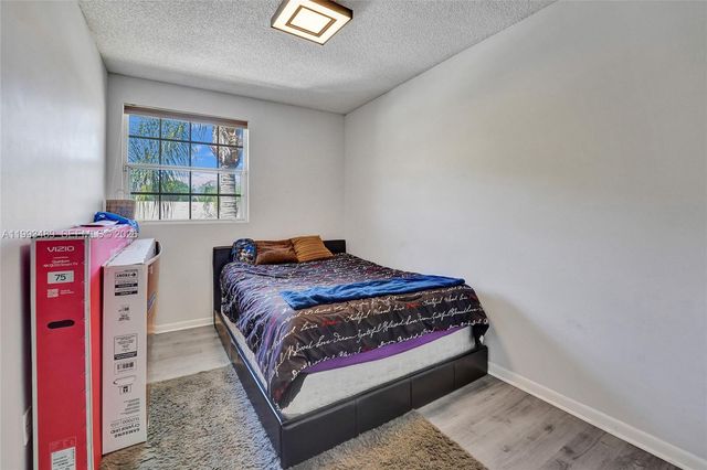 3592 NW 83rd Ln, Sunrise, FL 33351