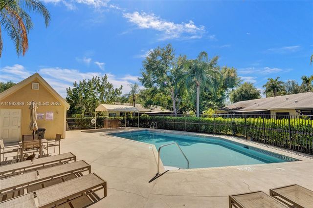 3592 NW 83rd Ln, Sunrise, FL 33351