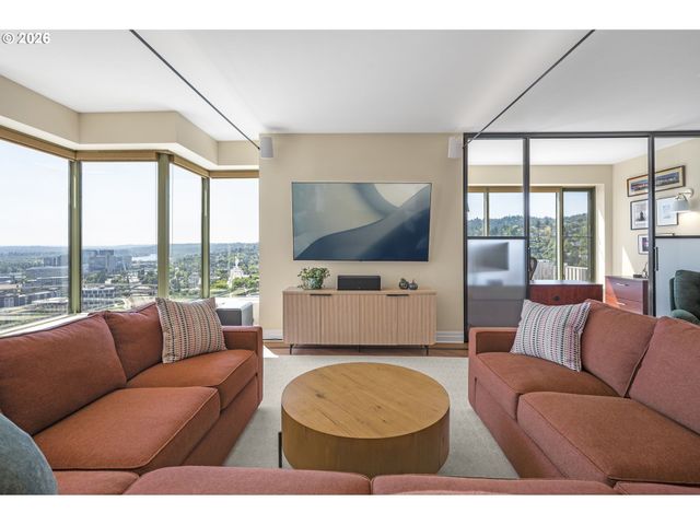 1414 Sw 3RD Ave 2802, Portland, OR 97201