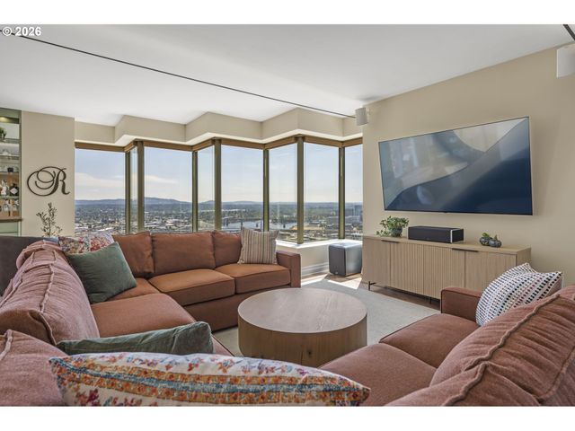1414 Sw 3RD Ave 2802, Portland, OR 97201