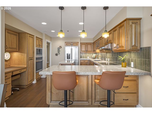 1414 Sw 3RD Ave 2802, Portland, OR 97201