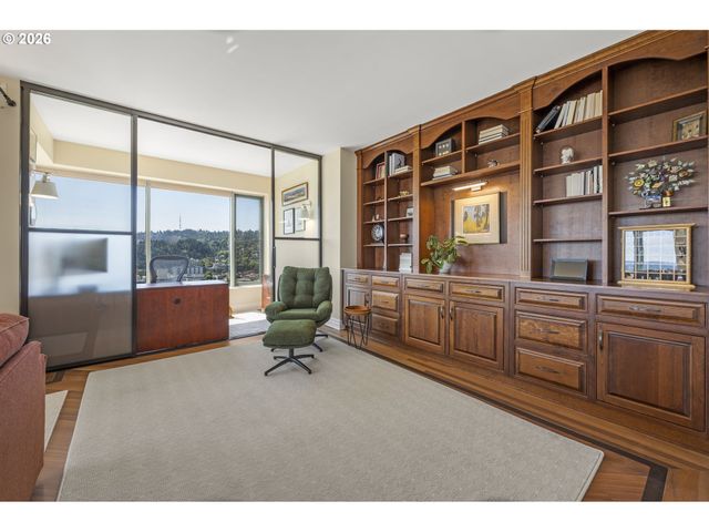 1414 Sw 3RD Ave 2802, Portland, OR 97201