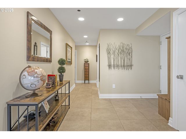 1414 Sw 3RD Ave 2802, Portland, OR 97201