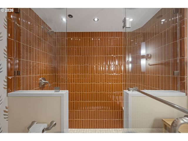 1414 Sw 3RD Ave 2802, Portland, OR 97201