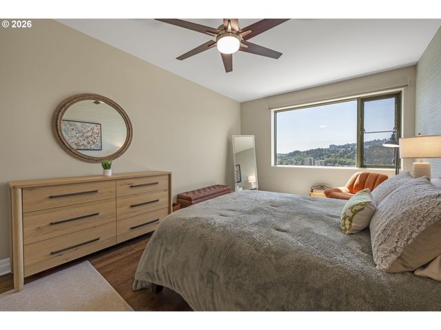 1414 Sw 3RD Ave 2802, Portland, OR 97201