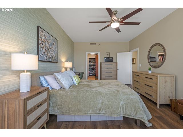 1414 Sw 3RD Ave 2802, Portland, OR 97201