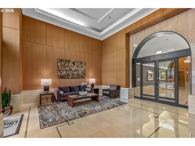 1414 Sw 3RD Ave 2802, Portland, OR 97201