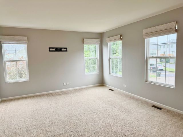 1678 Windward Drive, Pingree Grove, IL 60140