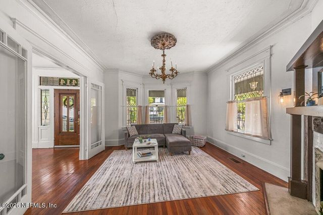 414 E 6TH Street, Jacksonville, FL 32206