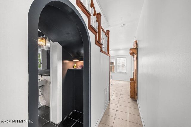 414 E 6TH Street, Jacksonville, FL 32206