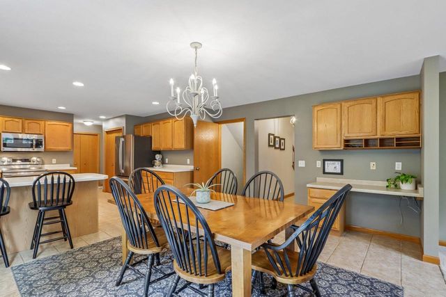 10 Black Stone Circle, Madison, WI 53719