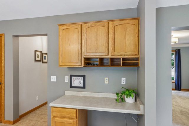 10 Black Stone Circle, Madison, WI 53719