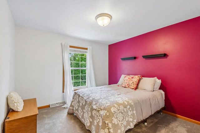 10 Black Stone Circle, Madison, WI 53719