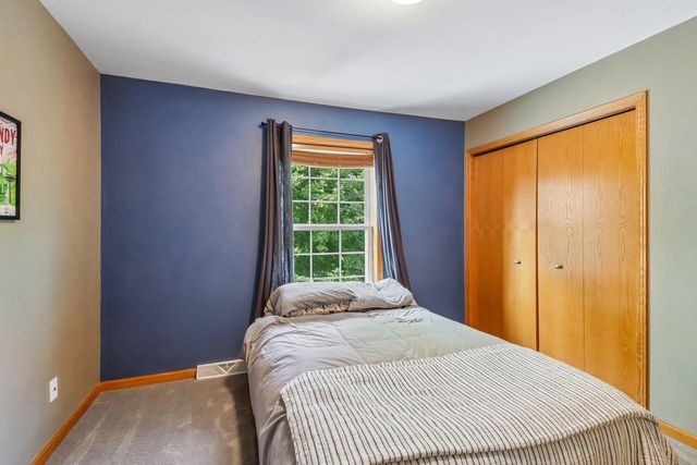 10 Black Stone Circle, Madison, WI 53719
