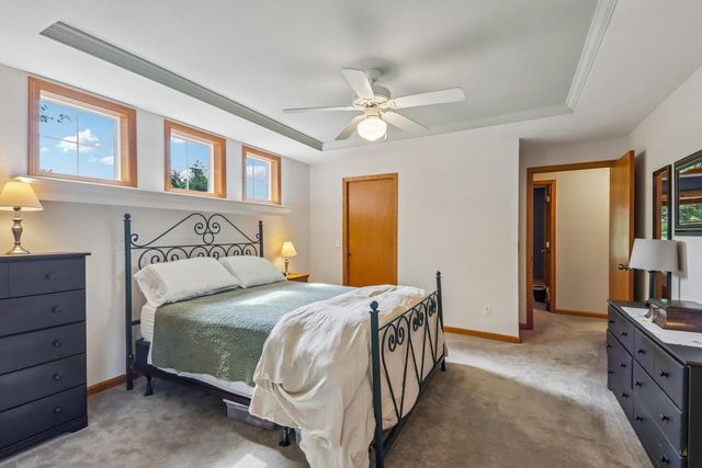 10 Black Stone Circle, Madison, WI 53719