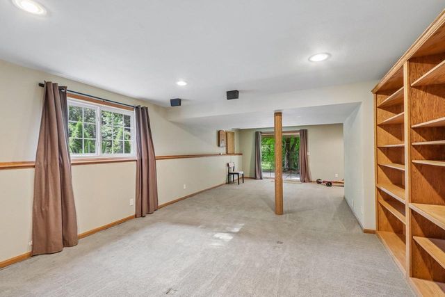 10 Black Stone Circle, Madison, WI 53719