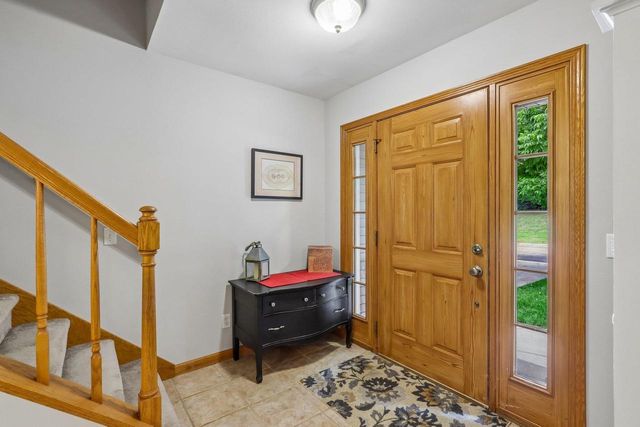 10 Black Stone Circle, Madison, WI 53719