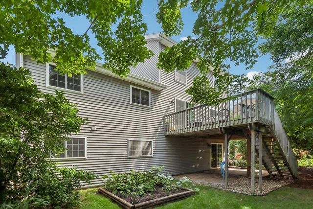 10 Black Stone Circle, Madison, WI 53719