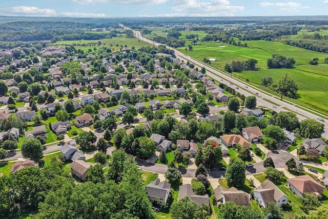 10 Black Stone Circle, Madison, WI 53719