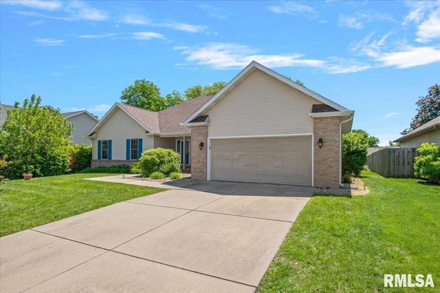 3908 GREENFIELD Drive, Springfield, IL 62704